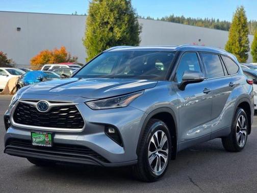 2021 Toyota Highlander Hybrid XLE