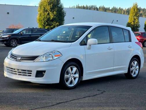 2012 Nissan Versa 1.8 SL