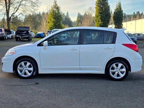 2012 Nissan Versa 1.8 SL