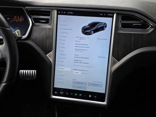 2013 Tesla Model S Performance