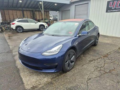 Blue 2018 Tesla Model 3 Long Range