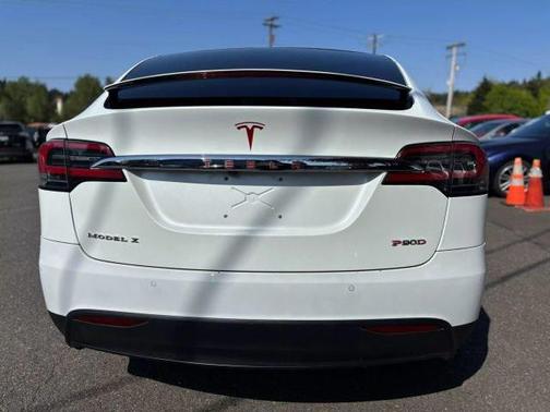 2016 Tesla Model X P90D