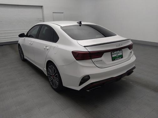 Snow White Pearl 2023 Kia Forte GT