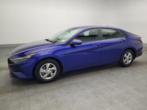 2022 Hyundai ELANTRA SE