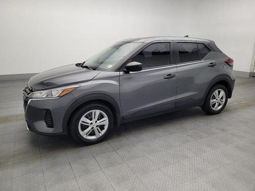 2022 Nissan Kicks S