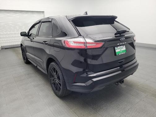 2022 Ford Edge ST Line