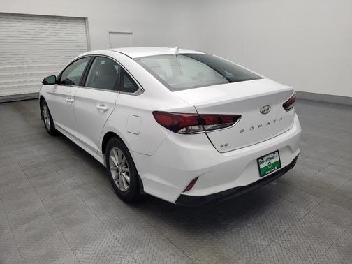 2018 Hyundai SONATA SE