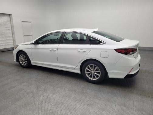 2018 Hyundai SONATA SE