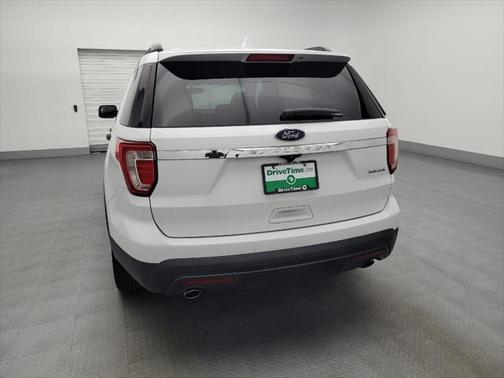 2016 Ford Explorer Base