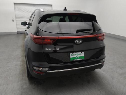 2020 Kia Sportage EX