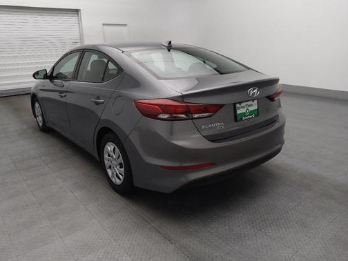 2018 Hyundai ELANTRA SE