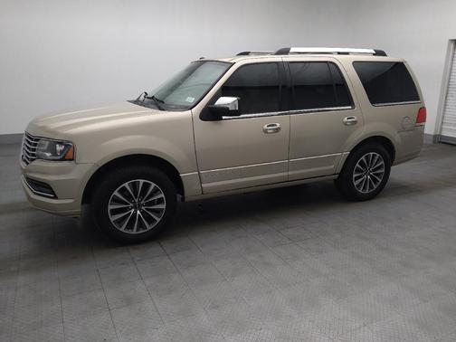 2017 Lincoln Navigator Select