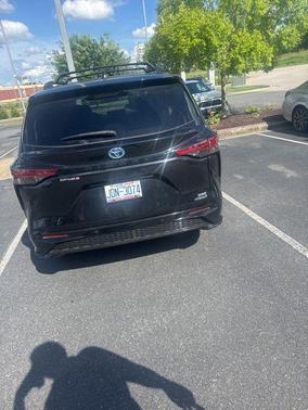 2021 Toyota Sienna XSE 7 Passenger