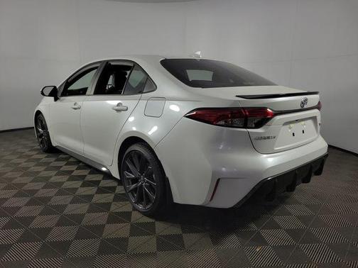 Wind Chill Pearl 2026 Toyota Corolla XSE