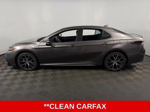 Predawn Gray Mica 2023 Toyota Camry SE