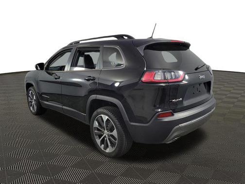 Diamond Black Crystal Pearlcoat 2022 Jeep Cherokee Limited