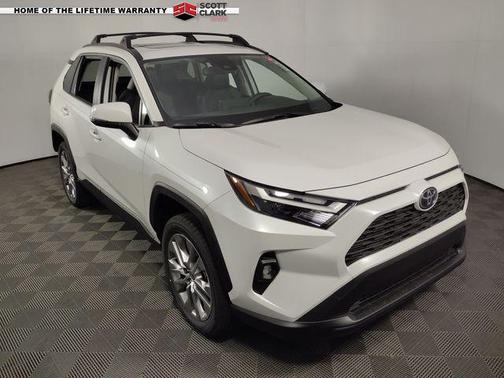 2025 Toyota RAV4 XLE Premium