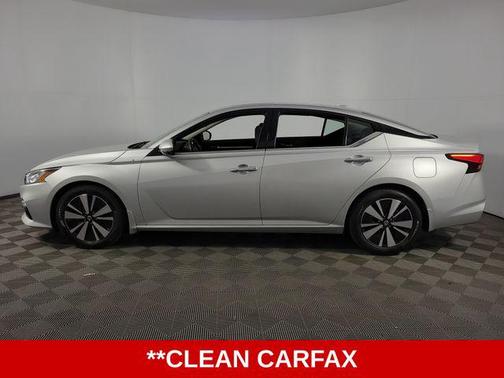 Brilliant Silver Metallic 2019 Nissan Altima 2.5 SV