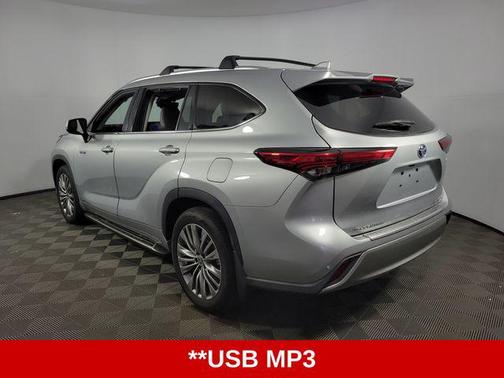 Celestial Silver Metallic 2020 Toyota Highlander Hybrid Platinum