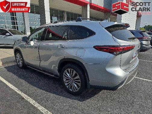 Celestial Silver Metallic 2020 Toyota Highlander Hybrid Platinum