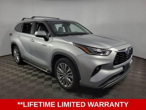 Celestial Silver Metallic 2020 Toyota Highlander Hybrid Platinum