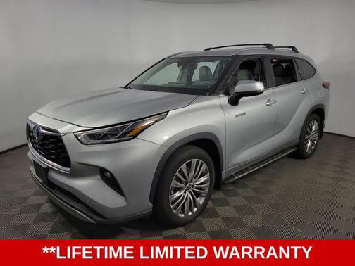 Celestial Silver Metallic 2020 Toyota Highlander Hybrid Platinum