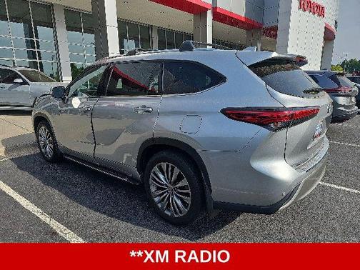 Celestial Silver Metallic 2020 Toyota Highlander Hybrid Platinum