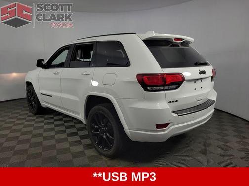 Bright White Clearcoat 2020 Jeep Grand Cherokee Altitude