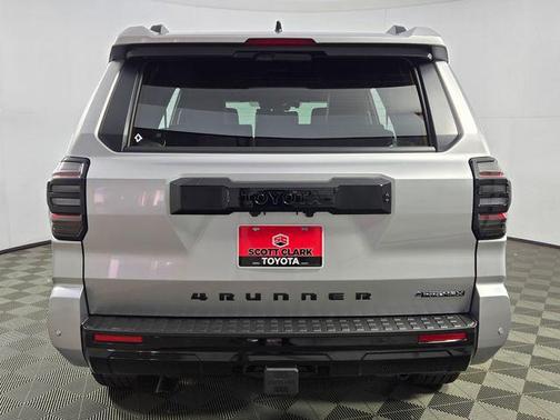 2025 Toyota 4Runner Hybrid Platinum