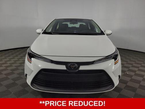 Ice 2024 Toyota Corolla LE