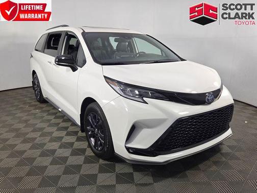 Ice Cap 2025 Toyota Sienna XSE 7 Passenger