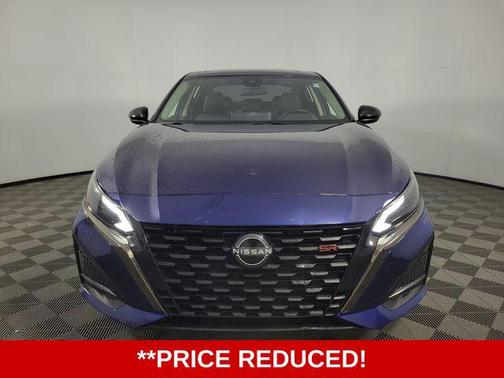 Deep Blue Pearl 2023 Nissan Altima SR FWD