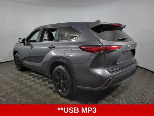 Magnetic Gray Metallic 2021 Toyota Highlander Hybrid LE