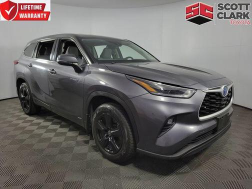 Magnetic Gray Metallic 2021 Toyota Highlander Hybrid LE