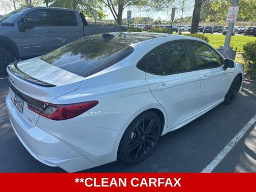 Wind Chill Pearl 2025 Toyota Camry XSE