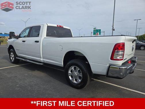 2024 RAM 3500 Big Horn Crew Cab 4x4 8' Box
