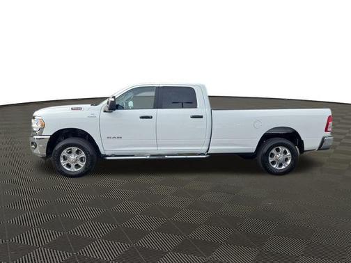 2024 RAM 3500 Big Horn Crew Cab 4x4 8' Box