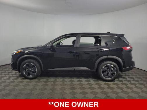 Super Black 2025 Nissan Rogue SV