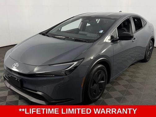 2024 Toyota Prius LE