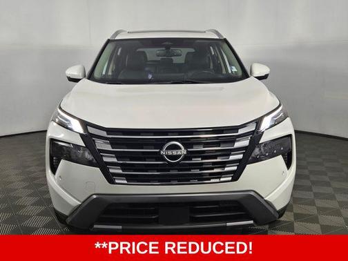 Everest White Pearl 2024 Nissan Rogue SL