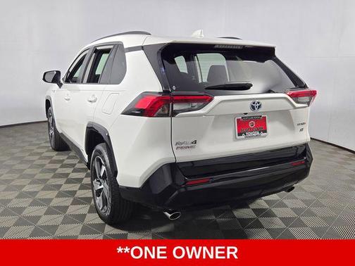 Ice 2024 Toyota RAV4 Prime SE