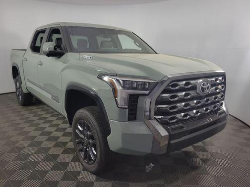2025 Toyota Tundra Hybrid Platinum
