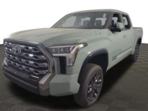 2025 Toyota Tundra Hybrid Platinum