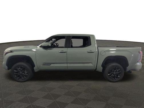 2025 Toyota Tundra Hybrid Platinum