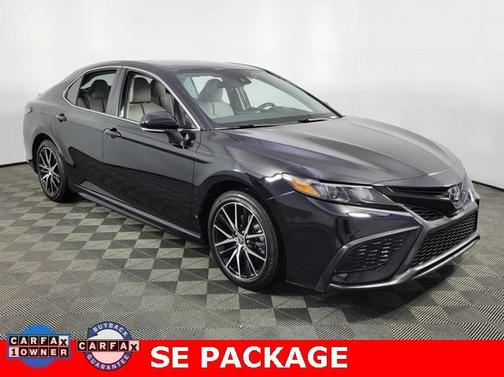 Midnight Black Metallic 2023 Toyota Camry SE