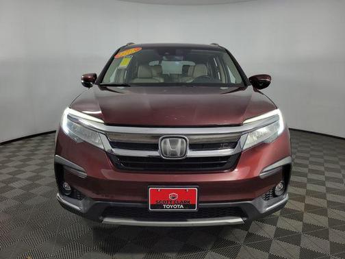Deep Scarlet Pearl 2019 Honda Pilot Touring 8-Passenger