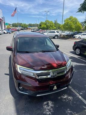 Deep Scarlet Pearl 2019 Honda Pilot Touring 8-Passenger
