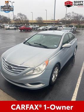 2011 Hyundai SONATA GLS