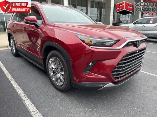 Ruby Flare Pearl 2026 Toyota Grand Highlander Platinum