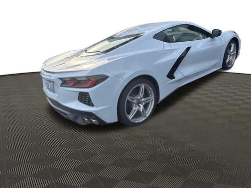 2024 Chevrolet Corvette Stingray w/2LT